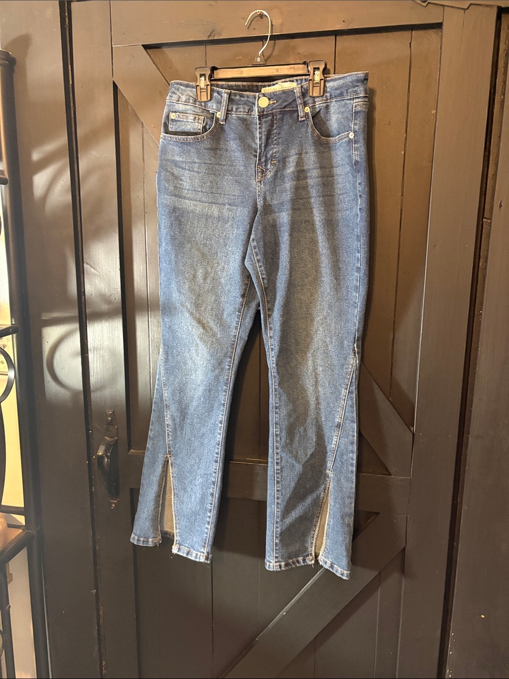 Women’s Straight-Leg Jeans with Front Slits - Blue Denim